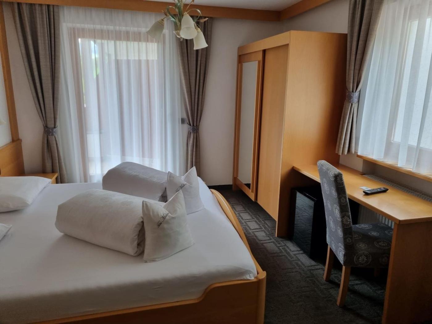 Hotel Muliac セルヴァ・ディ・ヴァル・ガルデーナ エクステリア 写真