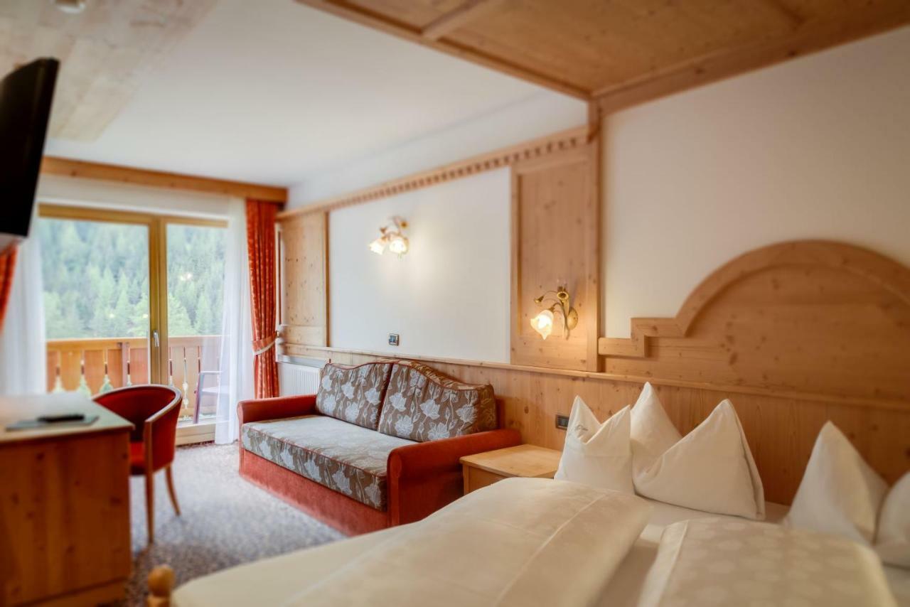 Hotel Muliac セルヴァ・ディ・ヴァル・ガルデーナ エクステリア 写真